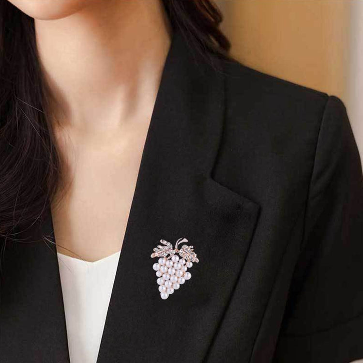 Diamond Grape Brooches Wild Pearl Pin Female Clothes Jewelry, Grape