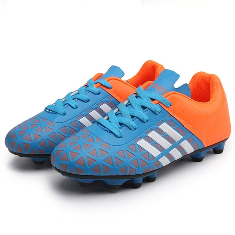 Comfortable and Lightweight PU Soccer Shoes for Children & Adult