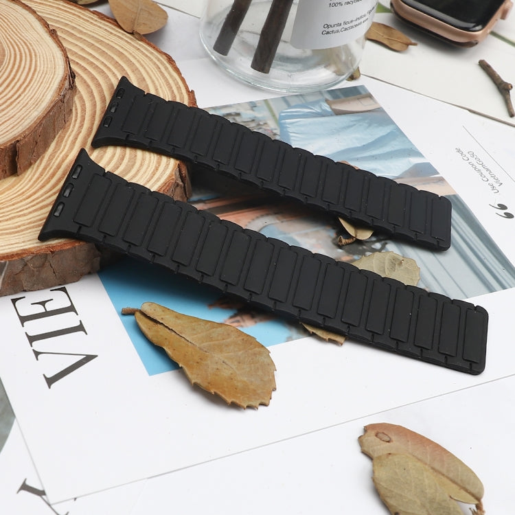 Magnetic Loop Silicone Watch Band, For Apple Watch Series 8 41mm, For Apple Watch Series 8 45mm, For Apple Watch SE 2022 40mm, For Apple Watch SE 2022 44mm, For Apple Watch Series 7 41mm, For Apple Watch Series 7 45mm