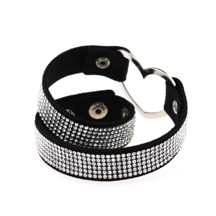 Japanese Harajuku Rhinestone Heart Shape Punk Collar Fashion Female Choker Necklace, Random Color Delivery