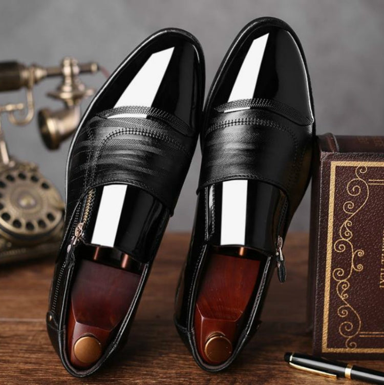 Men Business Dress Pointed Toe Slip-On Shoes