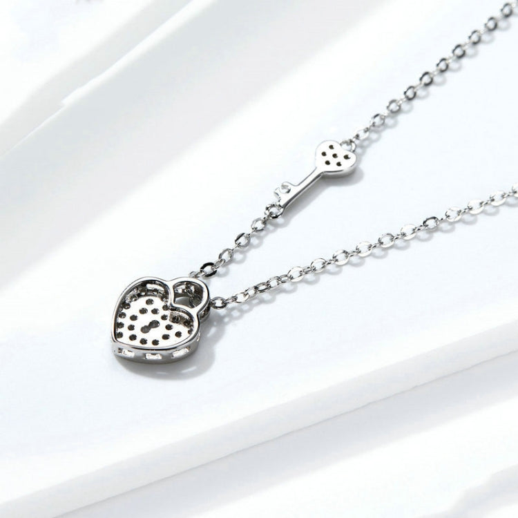 S925 Sterling Silver Platinum Plated Heart Lock Necklace Girls White Inlaid Zircon Key Jewelry