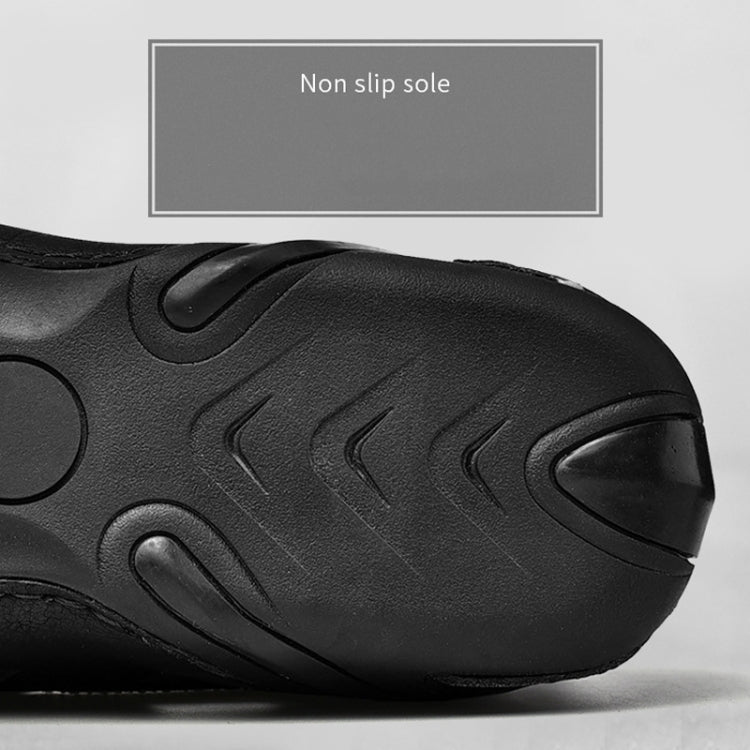 Men Sneakers Large Size Soft Sole Lazy Hollow Leather Shoes All-Match Peas Shoes