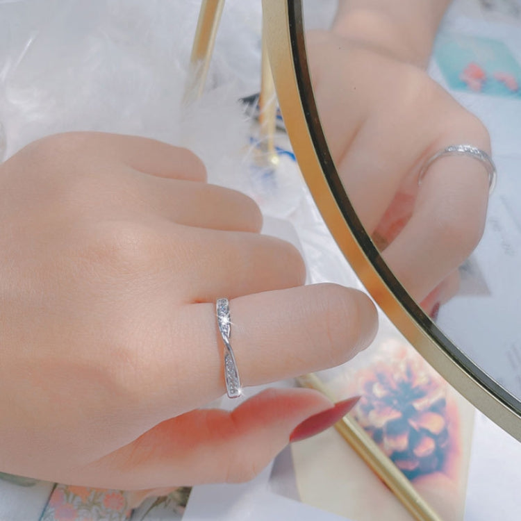 2 PCS Q38 Couples Mobius Twist Open Adjustable Ring