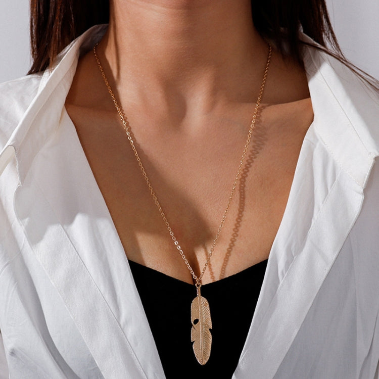 Simple Classic pendant Necklace Feather Necklace Long Sweater Chain Jewelry choker Necklace for Women