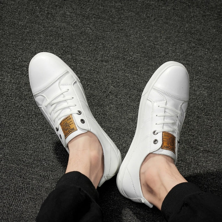 Microfiber Leather Upper Simple Solid Color Casual Shoes for Men