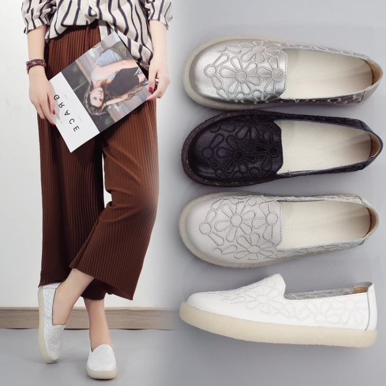 Embroidered Breathable Wearable Wild Casual Shoes for Women