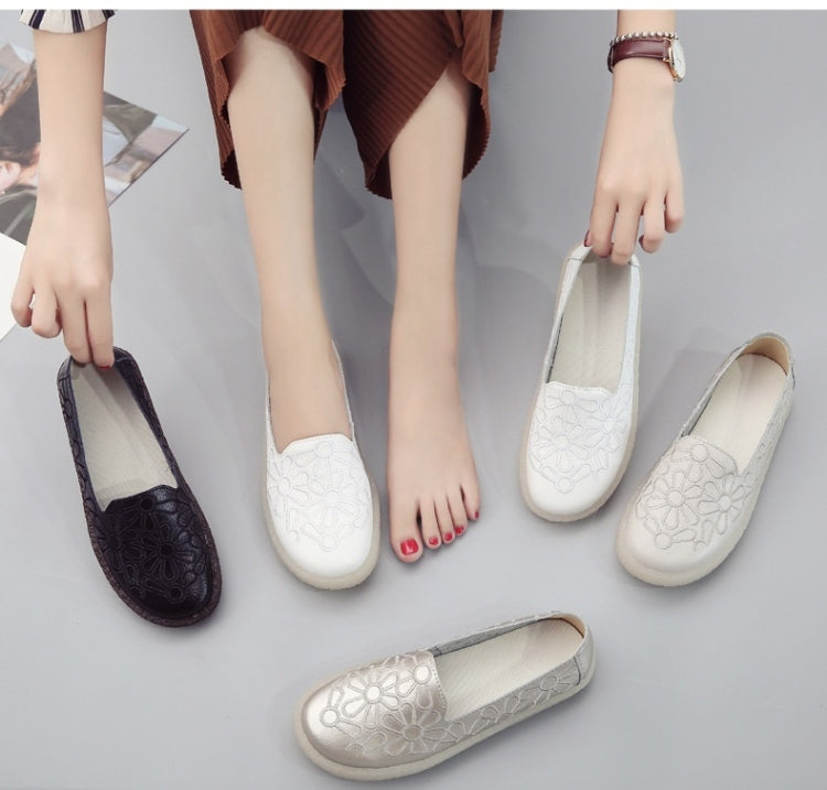 Embroidered Breathable Wearable Wild Casual Shoes for Women